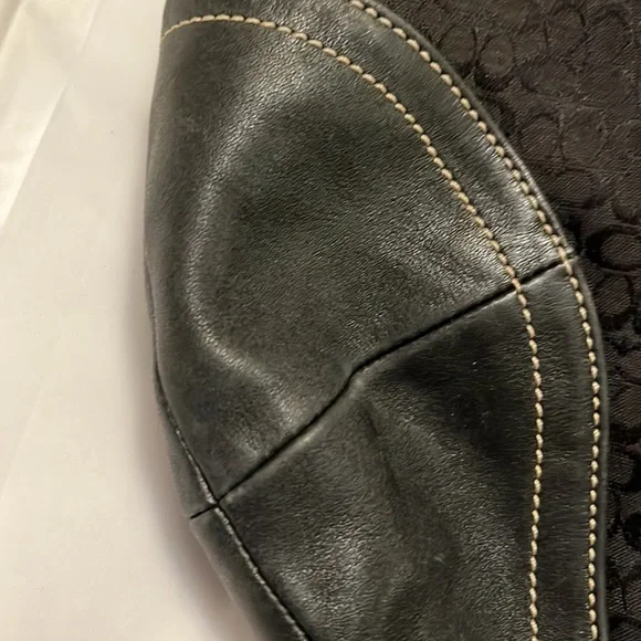 Authentic vintage Coach bag in good condition L0401461 - Picture 7 of 16